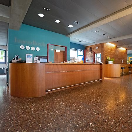 Zurich Youth Hostel Экстерьер фото