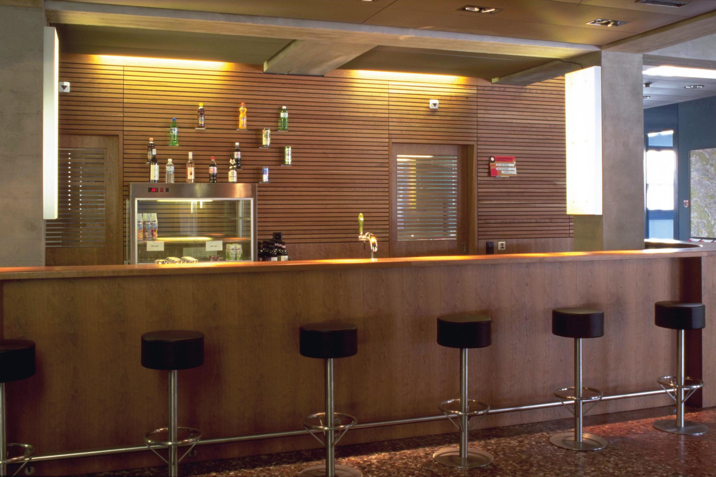 Zurich Youth Hostel Экстерьер фото