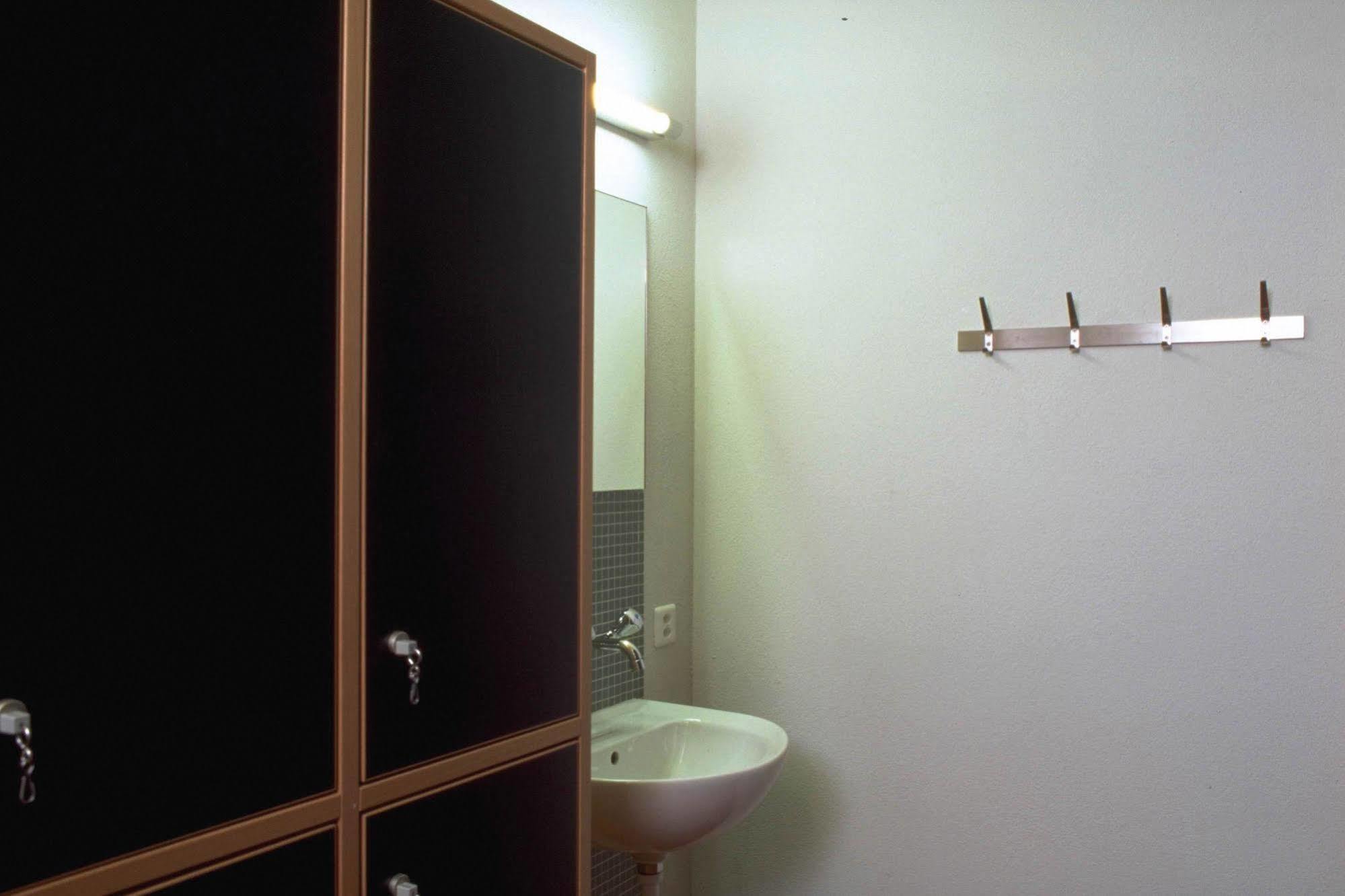 Zurich Youth Hostel Экстерьер фото