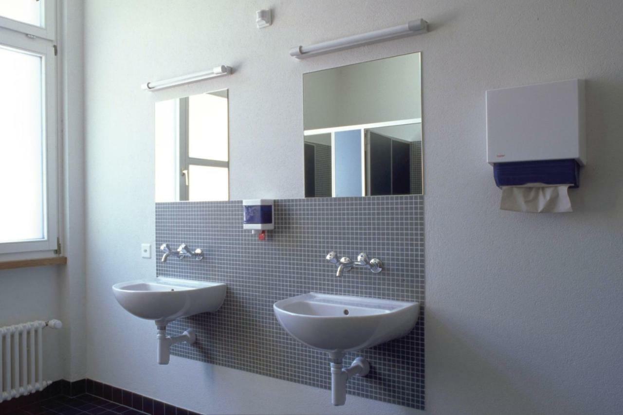 Zurich Youth Hostel Экстерьер фото